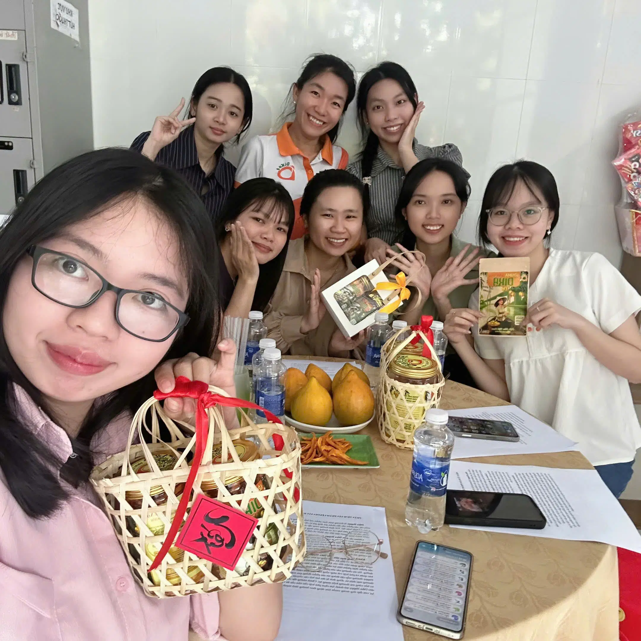 Đầu năm không đi xa, tụi mình về vườn Lêkima nè