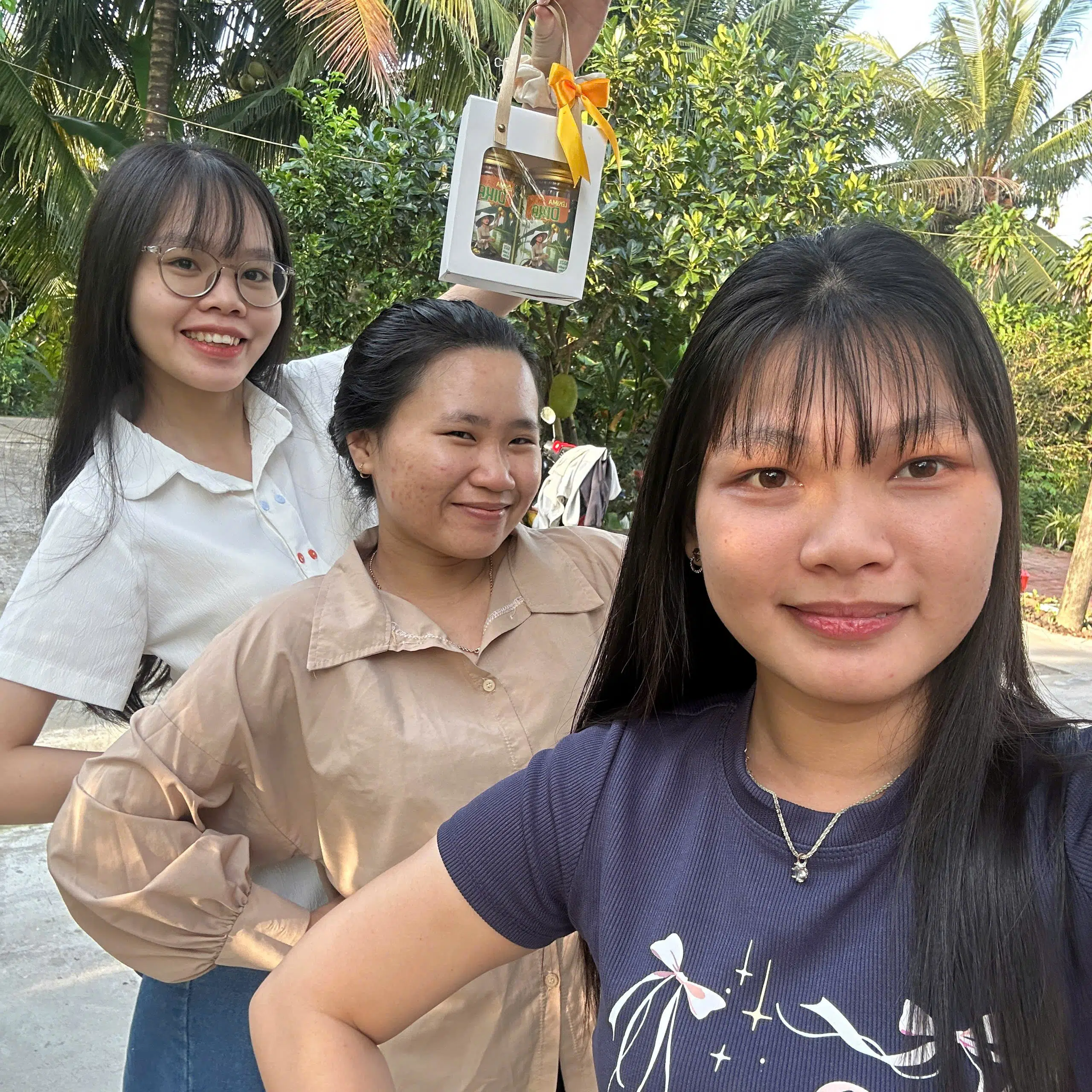 Đầu năm không đi xa, tụi mình về vườn Lêkima nè