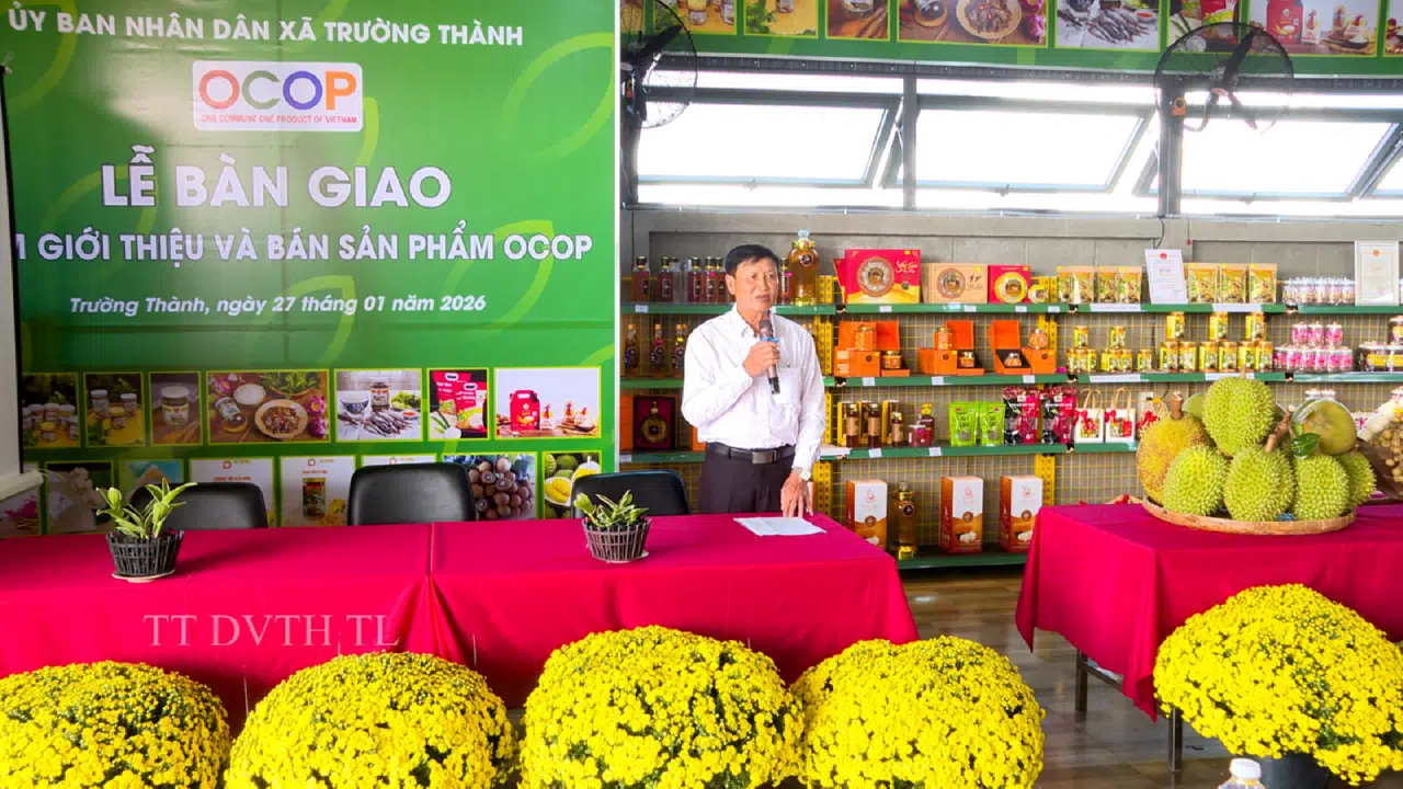 LỄ BÀN GIAO ĐIỂM GIỚI THIỆU VÀ BÁN SẢN PHẨM OCOP CỦA XÃ TRƯỜNG THÀNH