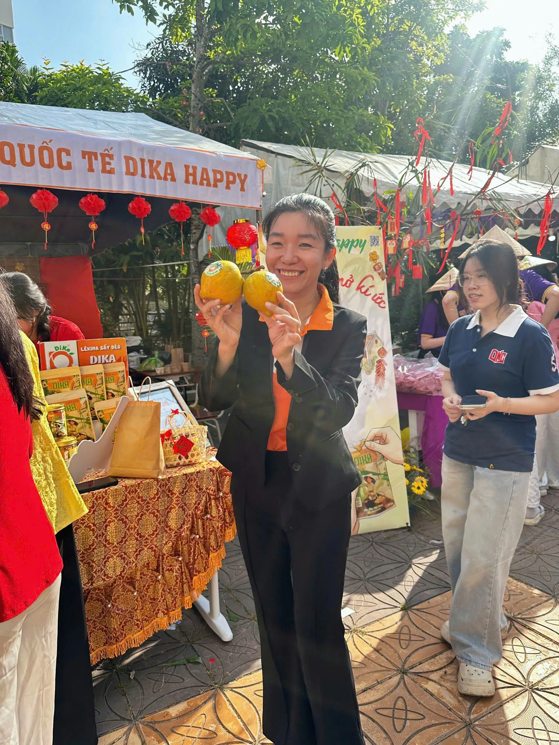 MARKETING LAUNCHAD 2025